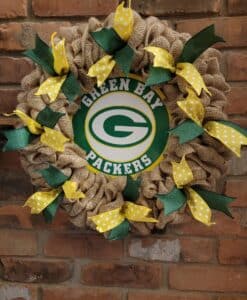 Green Bay Packers 16" Burlap Wreath Door Decor